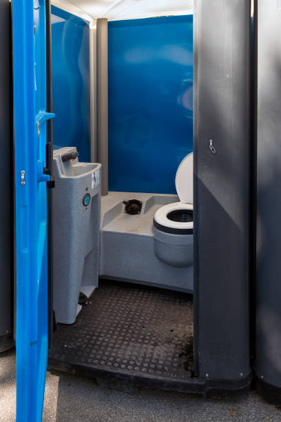 Portable Toilet Options We Offer in Yellville, AR