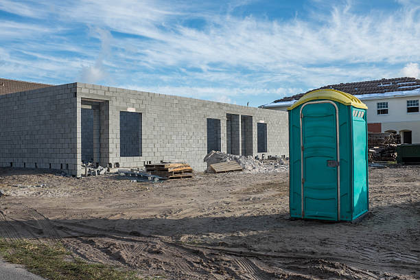 Best Portable restroom trailer rental  in Yellville, AR